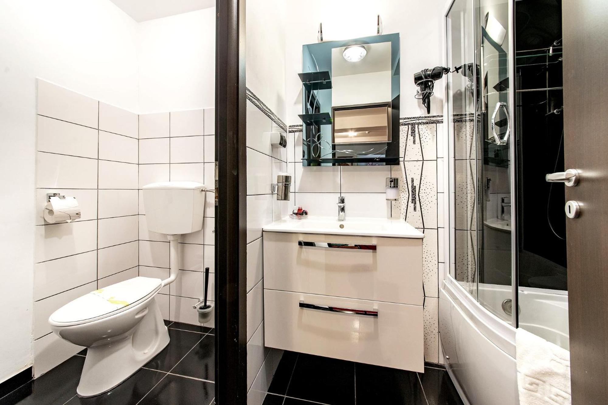 Bucur Accommodation Bukares Ruang foto