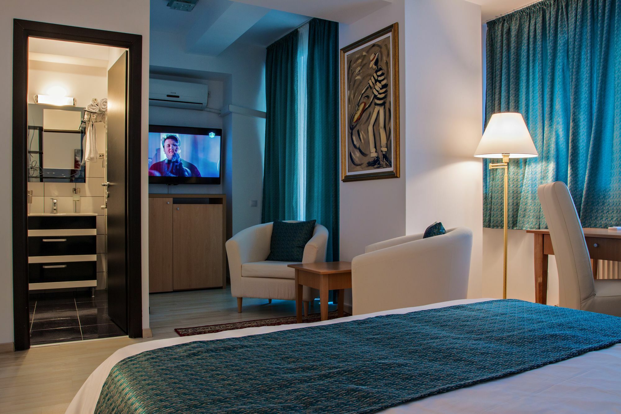 Bucur Accommodation Bukares Bagian luar foto